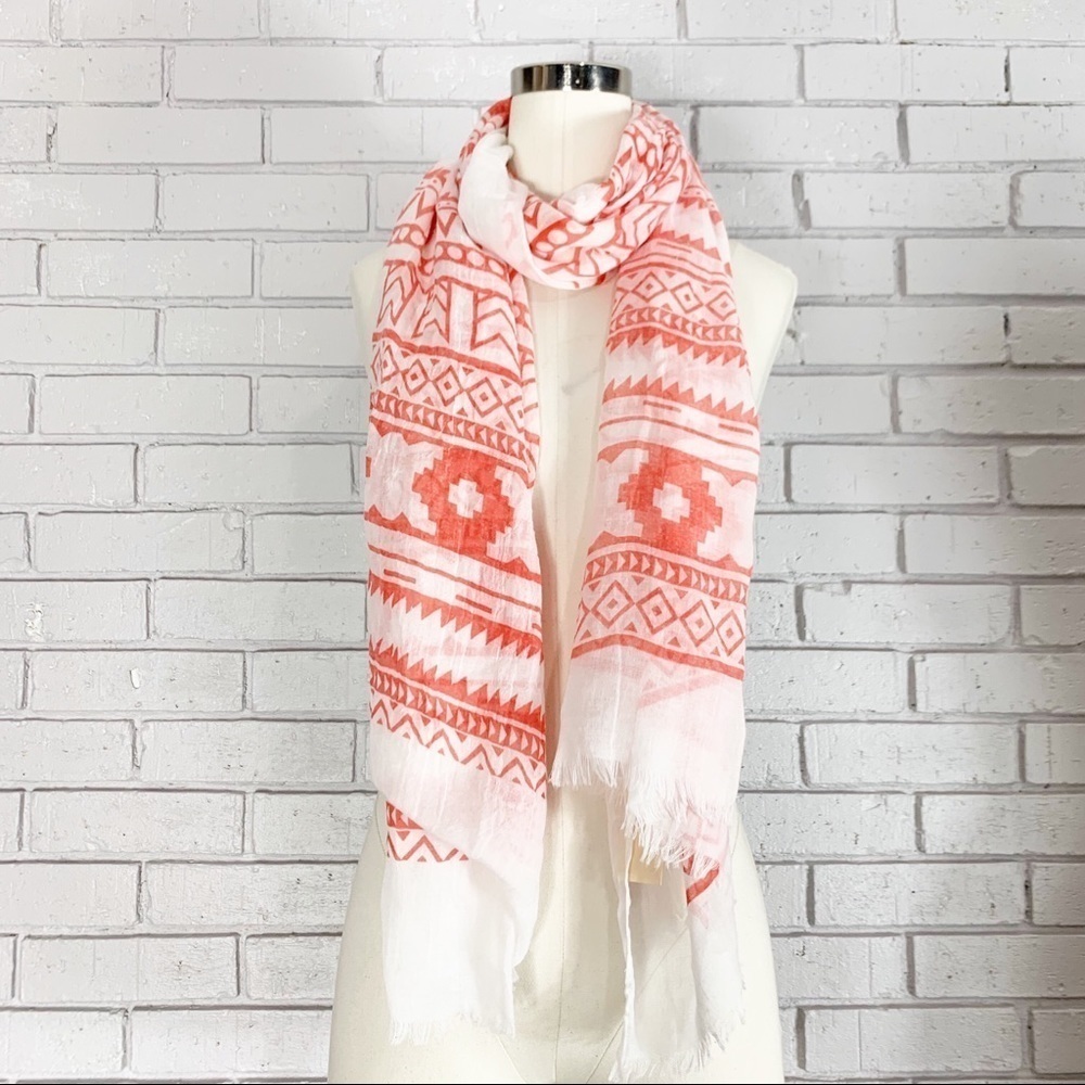 Do Everything In Love Aztec Print‎ Scarf